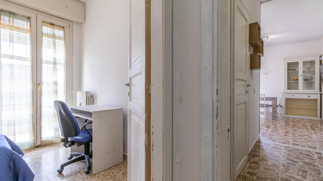 ホテル Casa Della Musica - Affitti Brevi Italia モデナ エクステリア 写真